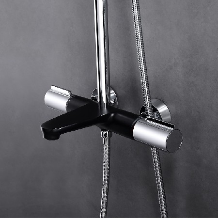 V5 Shower Black+Chrome